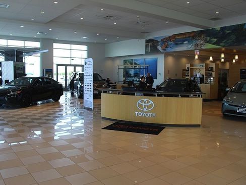 Used 2019 Land Rover Range Rover Sport SE image 14