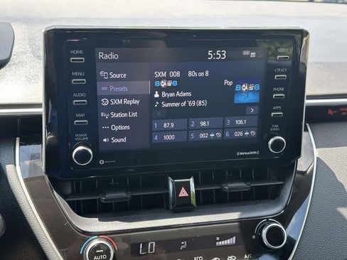 Used 2021 Toyota Corolla LE FWD image 19