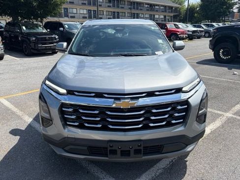 Used 2026 Chevrolet Equinox LT w/ Convenience Package II AWD/4WD image 9