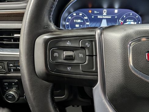 Used 2022 GMC Yukon XL SLE w/ Gmc Pro Safety Plus Package image 23