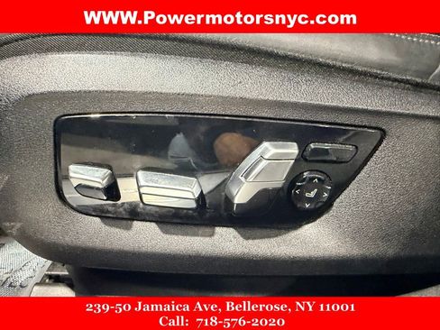 Used 2020 BMW 750i xDrive w/ Executive Package image 56