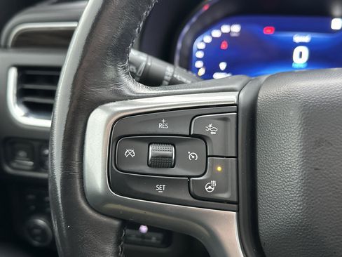 Used 2022 Chevrolet Tahoe Z71 w/ Z71 Off-Road Package image 18