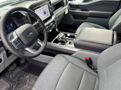 New 2025 Ford F150 Lightning XLT image 9