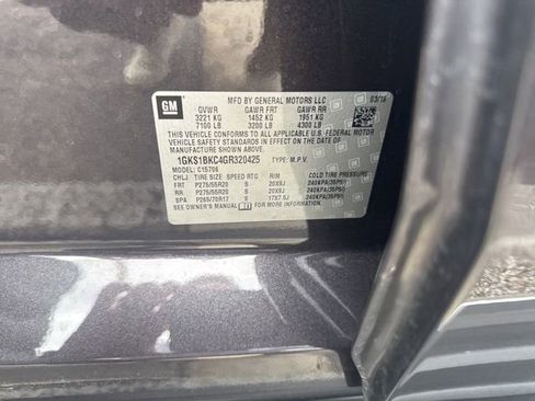 Used 2016 GMC Yukon SLT w/ HD Trailering Package image 21