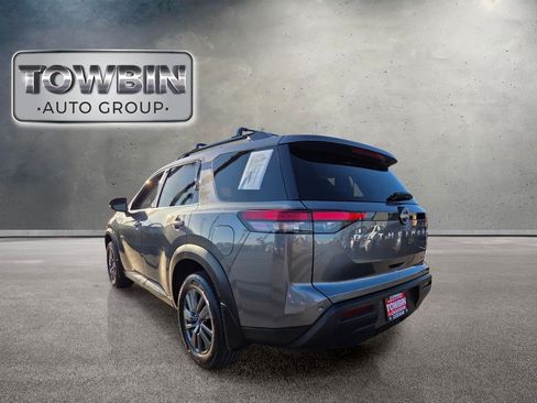 Used 2023 Nissan Pathfinder SV FWD image 6