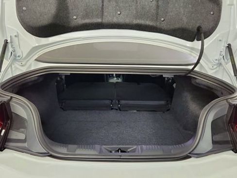 Used 2025 Ford Mustang GT RWD image 30