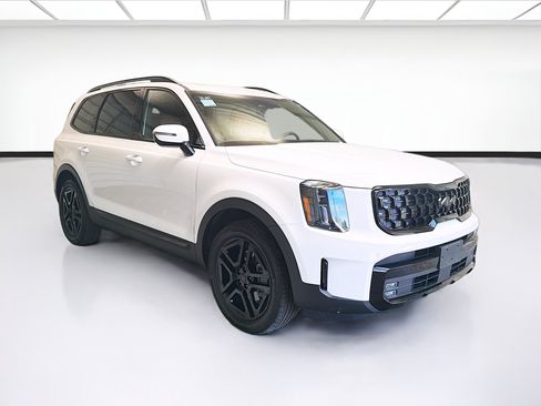 Used 2025 Kia Telluride SX Prestige X-Line AWD/4WD image 3