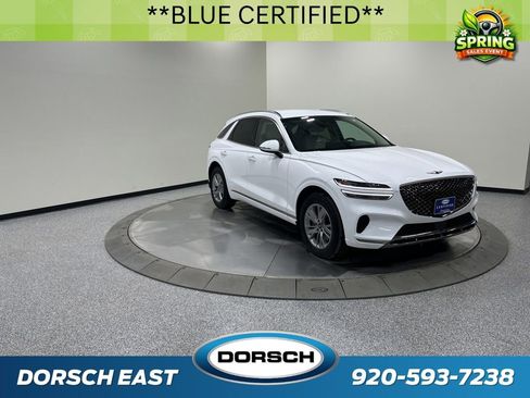 Used 2022 Genesis GV70 2.5T image 4