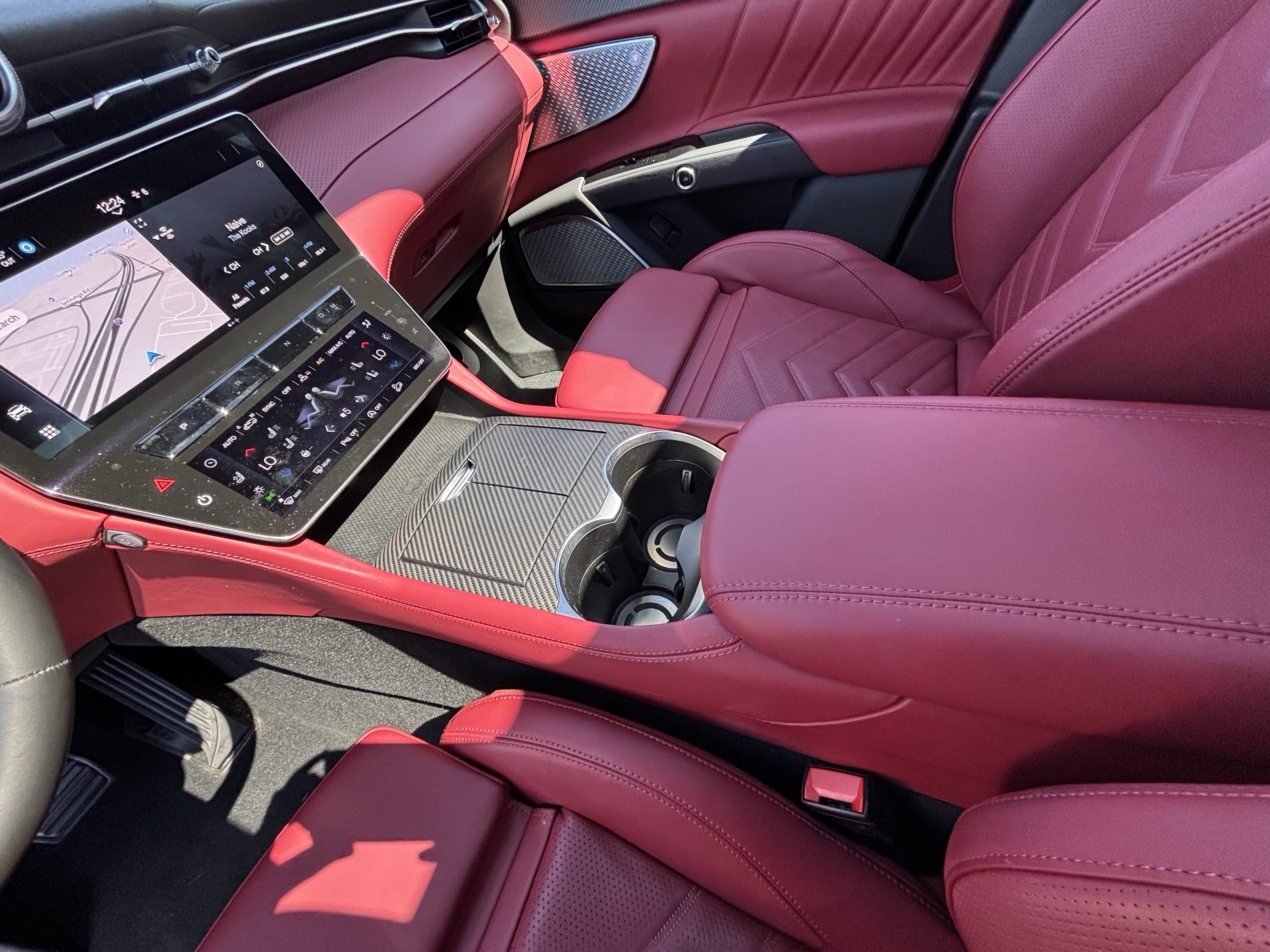 Used 2023 Maserati Grecale Folgore AWD/4WD image 24
