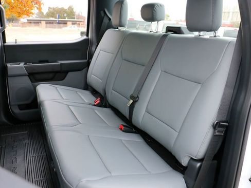 New 2026 Ford F250 XL w/ XL Chrome Package AWD/4WD image 18