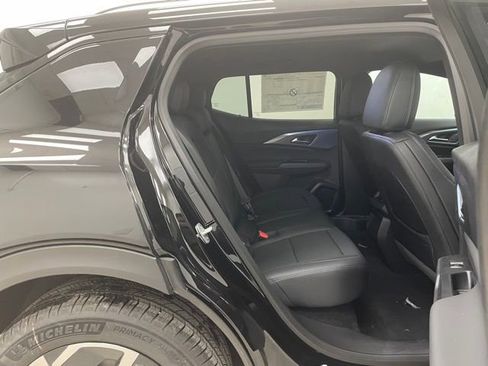 New 2026 Chevrolet Equinox EV LT image 13