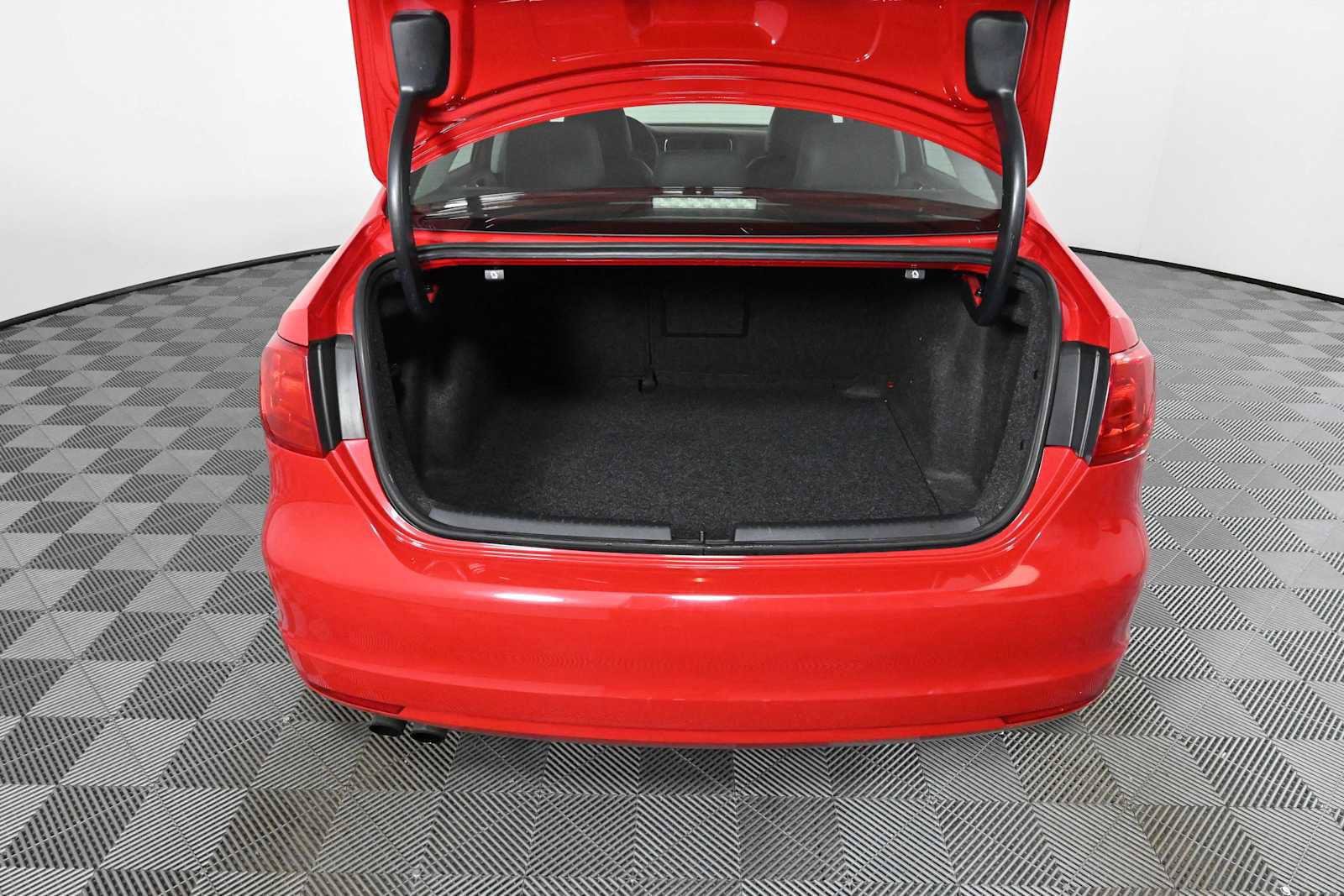 Used 2014 Volkswagen Jetta SE FWD image 7