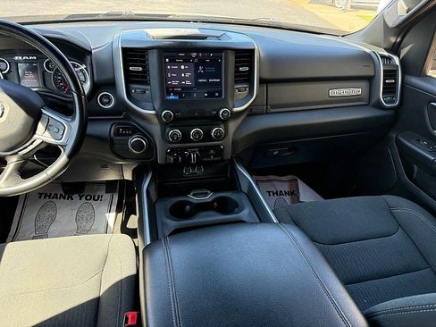 Used 2022 RAM 1500 2WD Quad Cab image 15