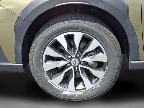 Used 2024 Subaru Outback Touring XT AWD/4WD image 9
