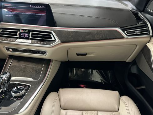 Used 2020 BMW X5 M50i w/ Executive Package AWD/4WD image 30