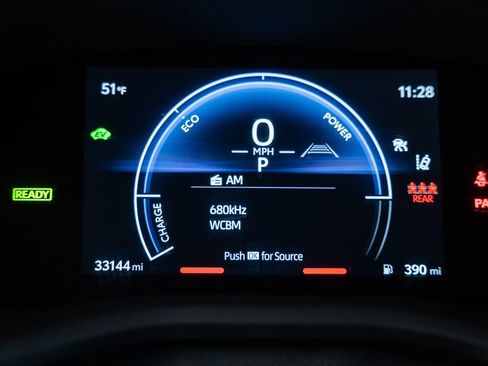 Used 2025 Toyota Camry LE image 36