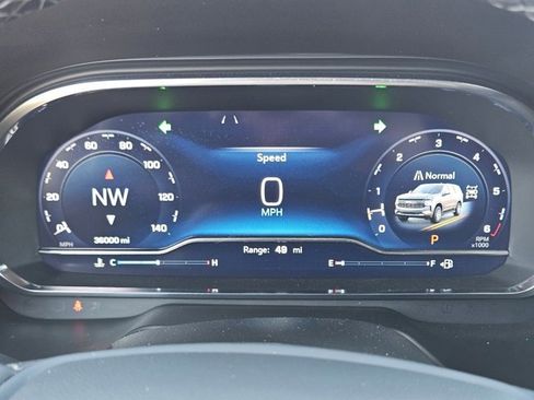 Used 2024 Chevrolet Tahoe LT w/ Luxury Package image 13