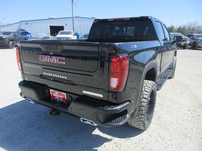 New 2026 GMC Sierra 1500 Elevation w/ Elevation Premium Package