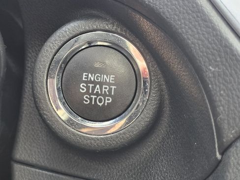 Used 2024 Subaru Forester Premium AWD/4WD image 31
