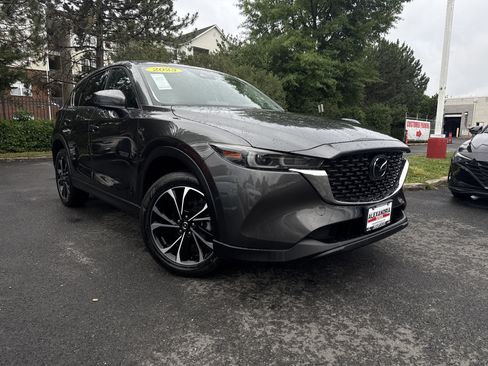 Used 2023 MAZDA CX-5 AWD 2.5 S w/ Premium Package image 2