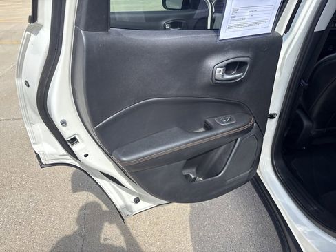 Used 2018 Jeep Compass Limited image 25