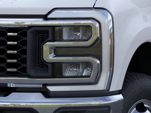 New 2026 Ford F350 Lariat w/ Lariat Ultimate Package AWD/4WD image 22