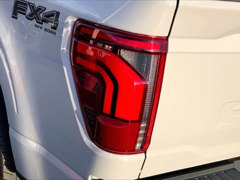 Used 2024 Ford F150 Lariat w/ FX4 Off-Road Package image 29