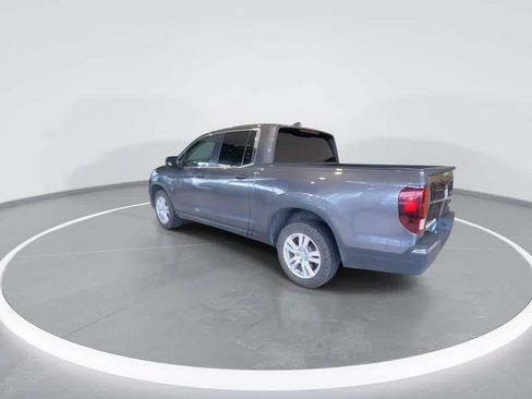 Used 2017 Honda Ridgeline RT image 6