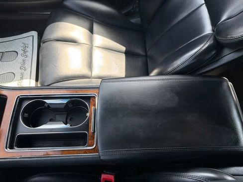 Used 2019 Lincoln Continental Premiere FWD image 37