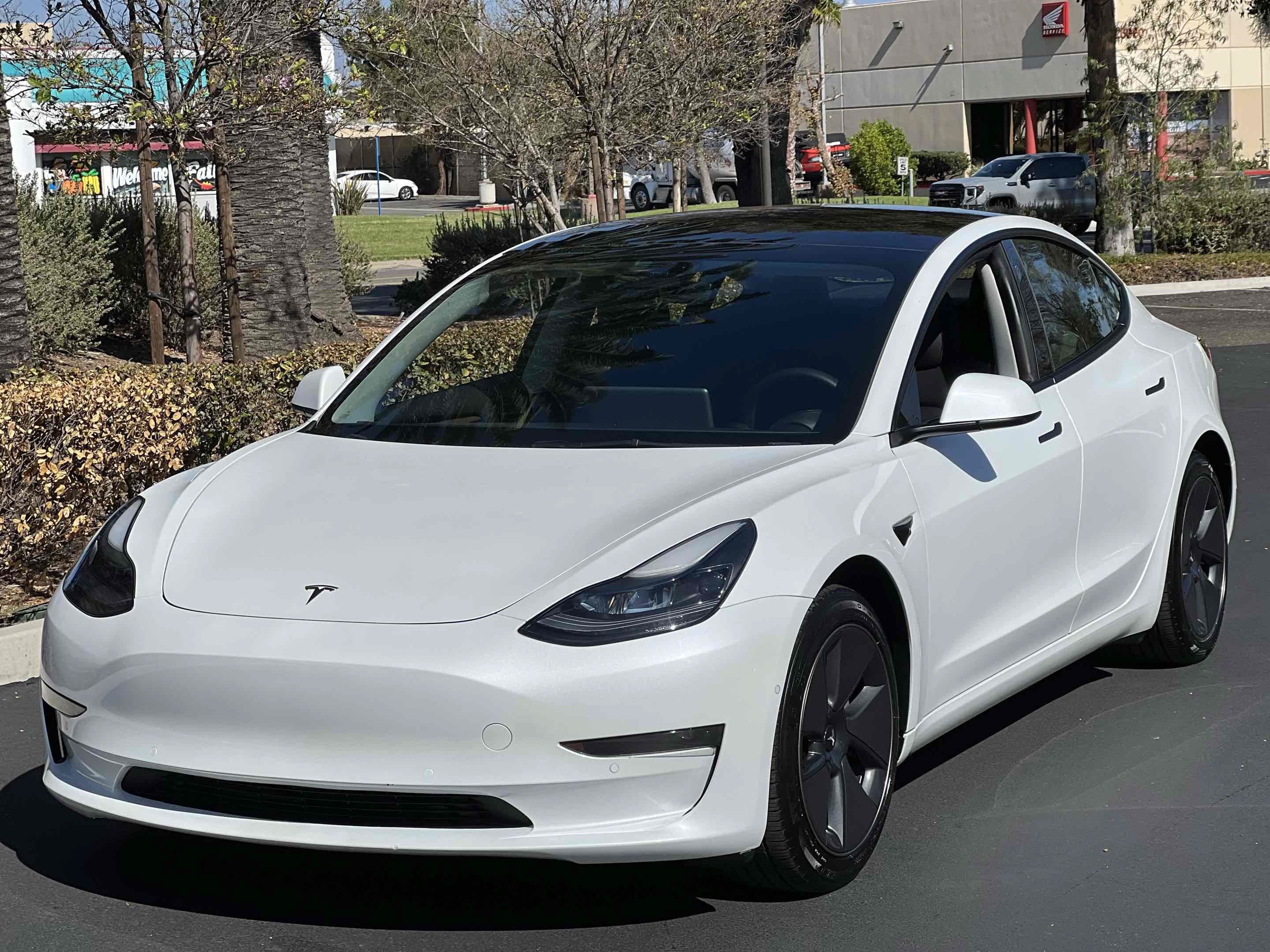 Used 2022 Tesla Model 3 RWD image 24