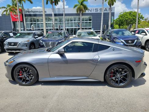 Used 2025 Nissan Z Performance w/ Floor Mat Package RWD image 9