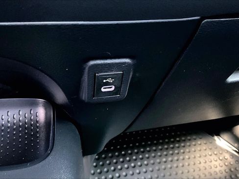 Certified 2025 Toyota Corolla LE FWD image 34