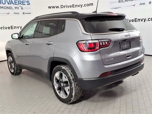 Used 2019 Jeep Compass Limited image 6