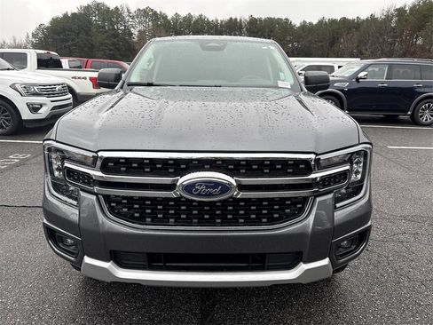 Used 2025 Ford Ranger XLT w/ Advanced Towing Package image 2