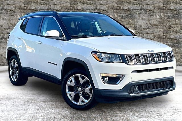 Used 2021 Jeep Compass Limited AWD/4WD image 1