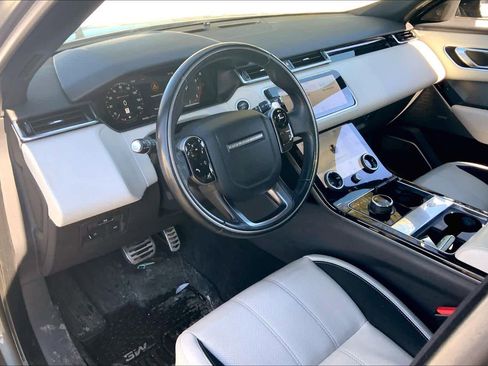 Used 2018 Land Rover Range Rover Velar R-Dynamic SE image 18