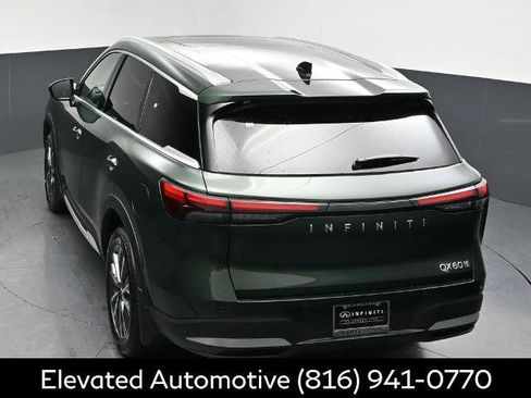 Certified 2026 INFINITI QX60 Luxe w/ Cargo Package AWD/4WD image 28