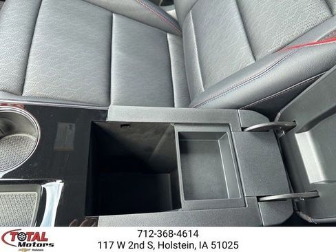 New 2026 Chevrolet Equinox RS w/ Convenience Package III AWD/4WD image 22