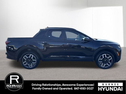 Certified 2025 Hyundai Santa Cruz Limited image 11