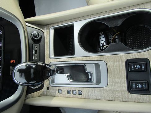 Used 2023 Nissan Murano SL image 15