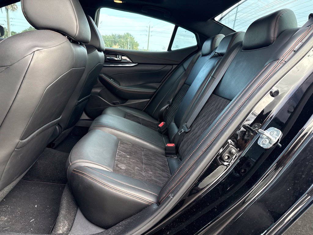 Used 2020 Nissan Maxima SR w/ Sport Mat Group FWD image 9