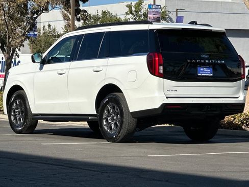 Certified 2025 Ford Expedition Active RWD image 7