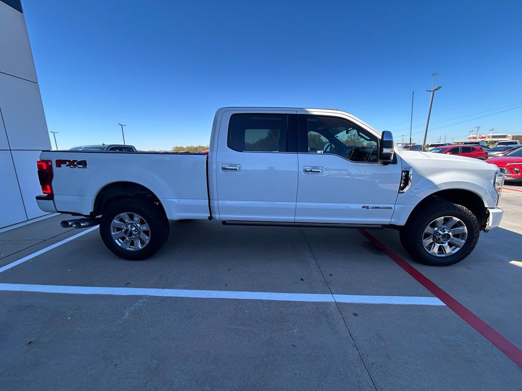 Used 2022 Ford F350 Platinum w/ FX4 Off-Road Package AWD/4WD image 4