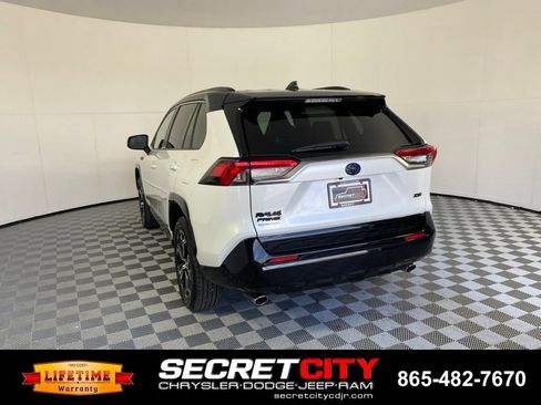 Used 2023 Toyota RAV4 XSE w/ Weather Package AWD/4WD image 5