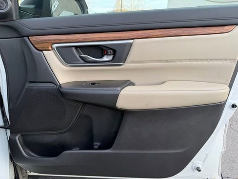 Used 2019 Honda CR-V Touring image 49
