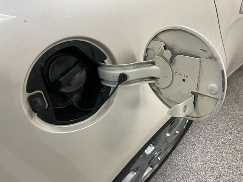 Used 2008 Cadillac CTS 4d Sedan RWD DI w/ Seating Package image 27