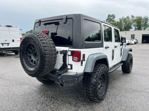 Used 2016 Jeep Wrangler Unlimited Sport w/ Max Tow Package AWD/4WD image 3
