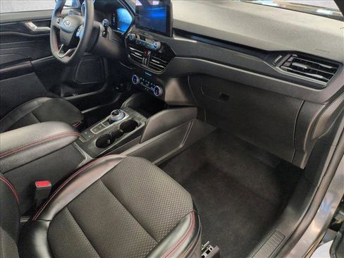 Used 2025 Ford Escape ST-Line image 21