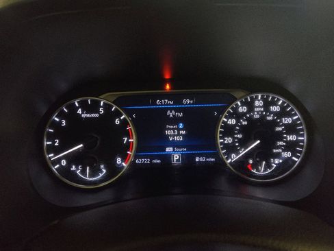 Used 2021 Nissan Sentra SR FWD image 23
