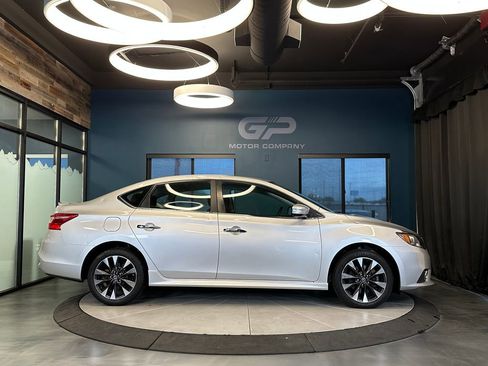 Used 2017 Nissan Sentra SR Turbo FWD image 2